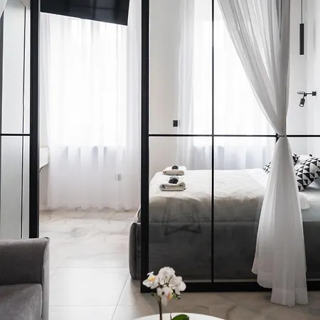 Old Town Design *